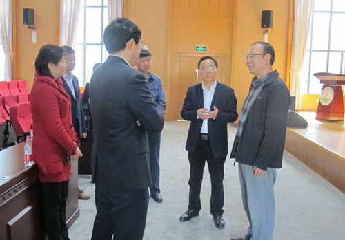 东湖新技术开发区副主任宋治平调研武汉植物园光谷园区